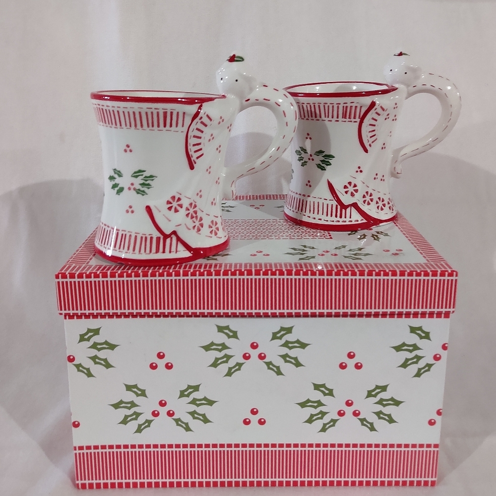 NEW 2pc Temptations by Tara Angel 12 oz Mugs